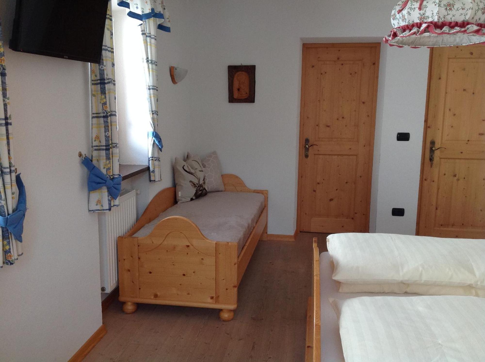 Biohof Hamann Villa Sarentino Room photo